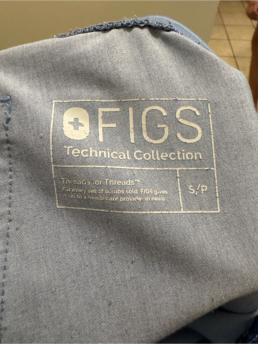Figs Rafaela Scrub Top - Picture 5 of 6